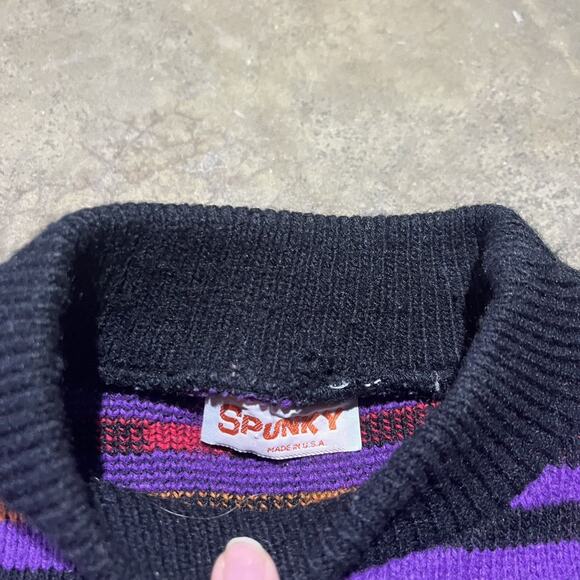 Vintage 80s Spunky Purple/Black Pattern Mock Neck Sweater - Picture 4 of 4